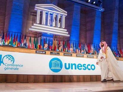 وزير الثقافة السعودي الأمير بدر بن فرحان في مؤتمر باليونسكو الـ40 بالعاصمة الفرنسية باريس، 2019 - وكالة الأنباء السعودية"واس"