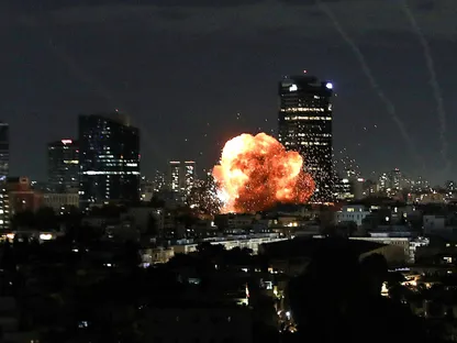 الحرب على إيران.. ترمب يعلن اغتيال خامنئي