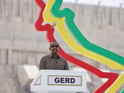 آبي أحمد يتمسك بمنفذ على البحر الأحمر: ميناء عصب الإريتري ضمن حدودنا