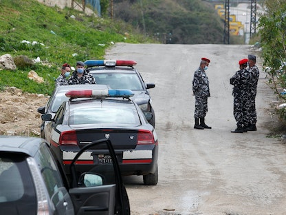 الشرطة اللبنانية في إحدى مناطق الجنوب - 4 فبراير 2021 - REUTERS