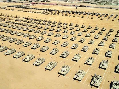 دبابات تابعة للجيش المصري خلال اصطفاف داخل قاعدة عسكرية عام 2017. - .القوات المسلحة المصرية