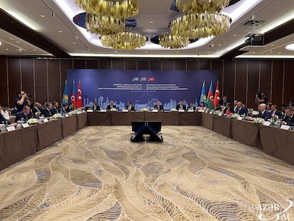 اجتماع مسؤولي دول تركيا وأذربيجان وكازاخستان في باكو - 27 يونيو 2022 - azertag.az