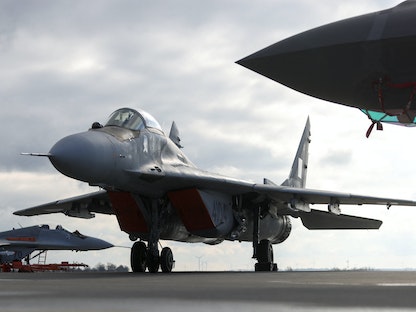 مقاتلة من طراز "MiG-29" في قاعدة جوية في مالبورك ببولندا. 21 مارس 2023 - REUTERS