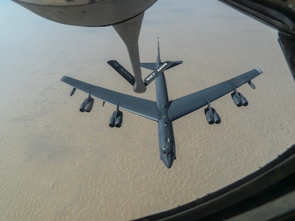 قاذفة أميركية من طراز "بي-52" خلال مهمتها فوق الخليج العربي - 30 ديسمبر 2020  - U.S. Central Command