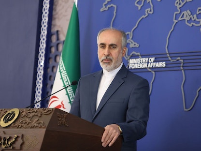المتحدث باسم وزارة الخارجية الإيرانية ناصر كنعاني في مؤتمر صحافي. 31 يوليو 2023 - twitter/IRIMFA_AR