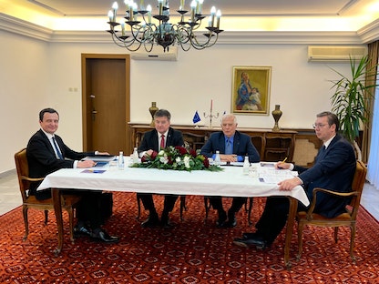 مسؤول السياسة الخارجية بالاتحاد الأوروبي جوزيب بوريل يجتمع في مقدونيا الشمالية برئيس وزراء كوسوفو ألبين كورتي ورئيس صربيا ألكسندر فوتشيتش. 18 مارس 2023 - twitter/JosepBorrellF