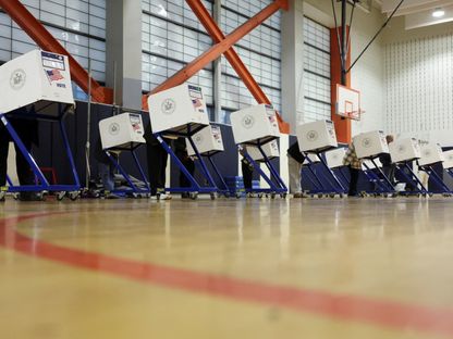 الولايات المتحدة.. انتخابات محلية تختبر "هيمنة ترمب" وتداعيات الإغلاق الحكومي