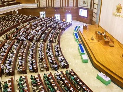 ميانمار.. البرلمان ينعقد لأول مرة منذ الانقلاب والجيش أمام حقبة حكم جديدة