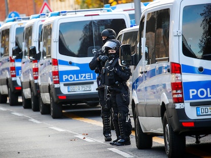 سيارات الشرطة الألمانية في العاصمة برلين- 17 نوفمبر 2020 - REUTERS
