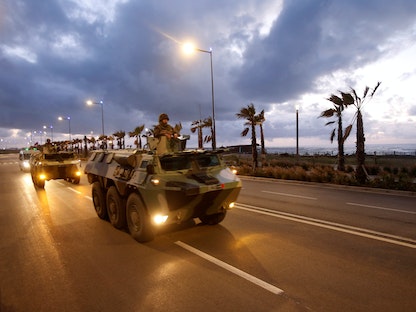 دبابة في شوارع مدينة الدار البيضاء المغربية - 24 مارس 2020 - REUTERS