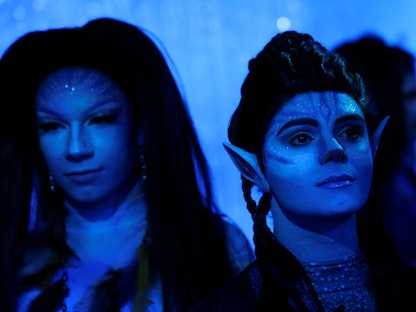جانب من الحضور في العرض الأول لفيلم Avatar: The Way of Water في مسرح دولبي، لوس أنجلوس، كاليفورنيا، الولايات المتحدة، 12 ديسمبر 2022. - REUTERS