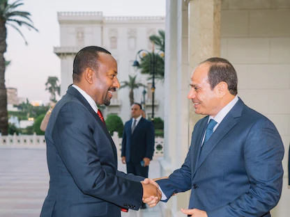 الرئيس المصري عبد الفتاح السيسي يستقبل رئيس الوزراء الإثيوبي آبي أحمد في القاهرة. 12 يوليو 2023 - @AbiyAhmedAli