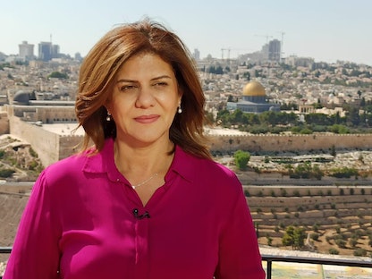 الصحفية الفلسطينية شيرين أبو عاقلة في مدينة القدس  - Twitter/ShireenNasri