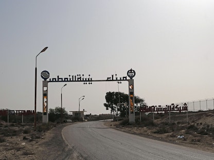 مدخل ميناء الزويتينة النفطي غرب بنغازي- أكتوبر 2020. - REUTERS
