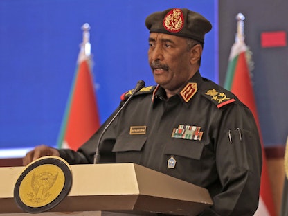 رئيس المجلس السيادي الانتقالي في السودان عبد الفتاح البرهان يتحدث خلال الإعلان عن الاتفاق السياسي، 21 نوفمبر 2021. - AFP