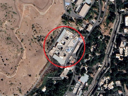 موقع سجن إيفين شمال غرب العاصمة طهران بحسب ما تُظهر خرائط "جوجل" - Google maps