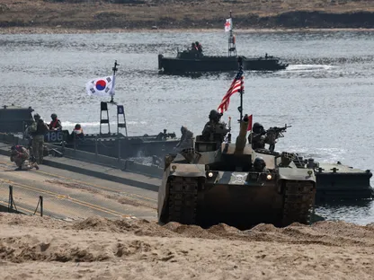 سول تطرح إعادة النظر بشأن المناورات الأميركية لتسهيل حوار مع بيونج يانج