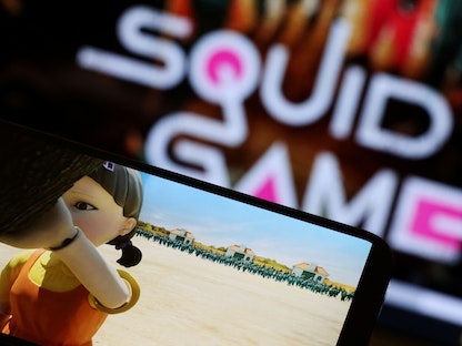 لقطة من مسلسل Squid Game  على جهاز "آيباد" - REUTERS