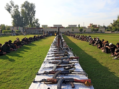 جانب من الأسلحة التي جمعتها الحكومة الأفغانية السابقة من داعش - 17 نوفمبر 2019 - REUTERS