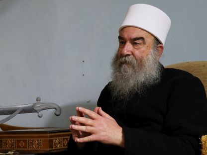 سوريا.. الهجري يطالب بدعم دولي لإقامة "إقليم منفصل" للدروز في السويداء
