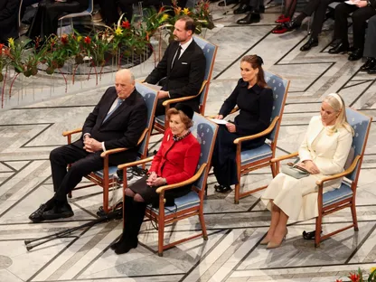 أزمة مزدوجة.. ملفات إبستين تهدد بانقسام العائلة المالكة في النرويج