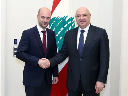 مصادر لـ"الشرق": باريس طرحت أفكاراً تتناغم مع مبادرة عون لوقف التصعيد مع إسرائيل