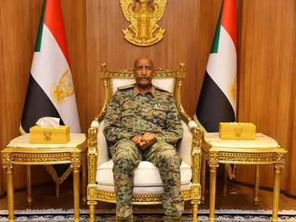 البرهان يستقبل مبعوث بريطانيا في السودان.. و"صمود" يلتقي المبعوث الأممي بالقاهرة