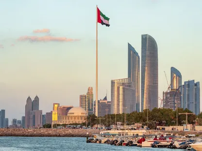 الإمارات تعلن حظر سفر مواطنيها إلى إيران ولبنان والعراق