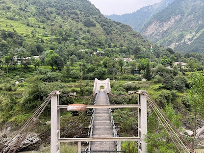 جسر بين باكستان والهند مغلق منذ عام 2018 في تشيليهانا التي تمثل نقطة عبور بين باكستان والهند في كشمير. باكستان- 11 أغسطس 2022 - REUTERS