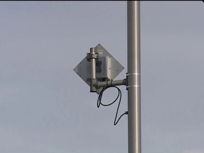 أحد مستشعرات وميكروفونات نظام ShotSpotter - GettyImages