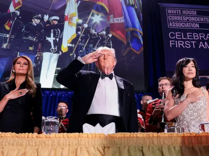 "فوضى في عشاء ترمب".. تفاصيل إطلاق النار بحفل مراسلي البيت الأبيض