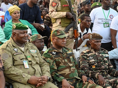 قادة انقلاب النيجر ينهون اتفاقية عسكرية مع بنين.. ما السبب؟