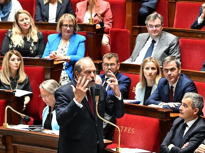 وزير العدل إريك دوبون-موريتي خلال جلسة مساءلة بالبرلمان الفرنسي- 4 يوليو 2023 - AFP