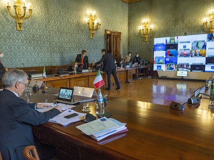 جانب من الاجتماع الافتراضي لوزراء مالية ومحافظي البنوك المركزية لمجموعة العشرين في العاصمة الإيطالية روما - AFP