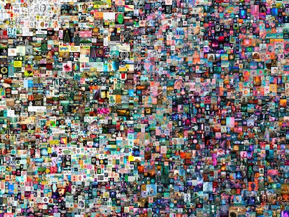 العمل الرقمي "إفريدايز: ذي فيرست 5000 دايز" للفنان الأميركي بيبل - REUTERS