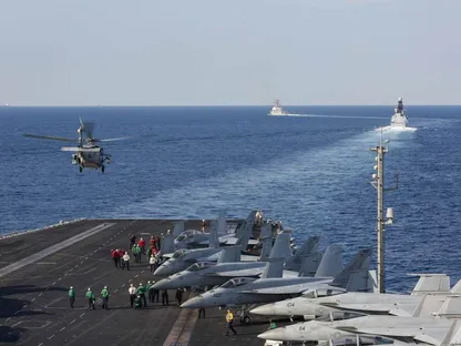 وزير الخارجية الأميركي يبحث أمن مضيق هرمز مع نظيره الكوري الجنوبي