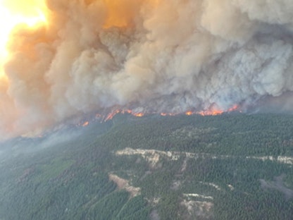 حريق هائل في مقاطعة كولومبيا البريطانية في كندا - 30 يونيو 2021 - BC WILDFIRE SERVICE via REUTERS