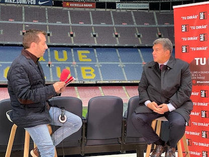 رئيس نادي برشلونة خوان لابورتا في حوار خاص مع راديو راك-1 الكتالوني - TWITTER/@EsportsRAC