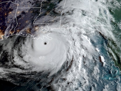صورة القمر الصناعي لإعصار إيدا الذي ضرب خليج المكسيك - REUTERS