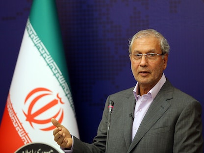 علي ربيعي، المتحدث باسم الحكومة الإيرانية، في مؤتمر صحافي بالعاصمة طهران - 22 يوليو 2019 - Getty Images