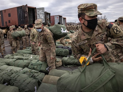 جنود أميركيون يصلون إلى نيويورك بعد عودتهم من أفغانستان. 10 ديسمبر 2020. - Getty Images