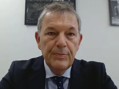 المفوض العام لوكالة غوث وتشغيل اللاجئين الفلسطينيين (الأونروا) فيليب لازاريني خلال مقابلة مع "الشرق"- 21 سبتمبر 2025 - "الشرق"