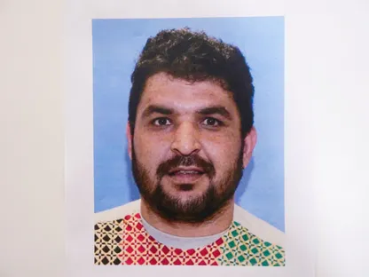 عُزلة ونوبات هوّس.. مشاهد من حياة المتهم بإطلاق نار قرب البيت الأبيض