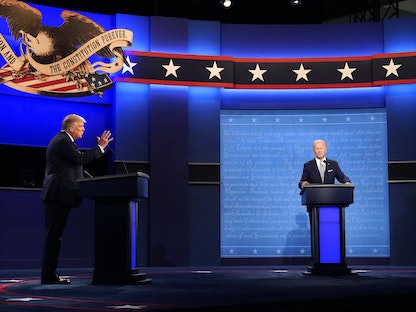 الرئيس الأميركي السابق دونالد ترمب والحالي جو بايدن خلال مناظرة رئاسية - أوهايو - 29 سبتمبر 2020 - AP