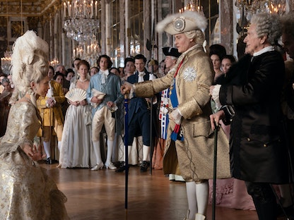 جوني ديب ومايوين في مشهد من الفيلم الفرنسي "Jeanne du Barry". - facebook/festivaldecannes
