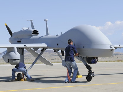 مسيّرة MQ-1C Gray Eagle خلال عرض في ولاية يوتا الأميركية- 15 سبتمبر 2011. - REUTERS