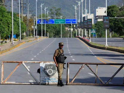 بالصور.. إجراءات أمنية في إسلام آباد وسط ترقب لجولة مفاوضات بين واشنطن وطهران