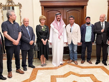 الفائزون بجائزة ابن بطوطة للعام 2022 خلال احتفال سابق في أبوظبي - https://www.facebook.com/Ibn.Battuta.Award