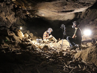اكتشاف أثري جديد في كهف أم جرسان بحرّة خيبر في المدينة المنورة - spa.gov.sa/viewstory