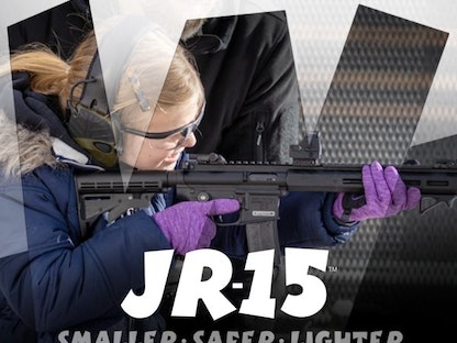 ملصق دعائي لبندقية "JR-15" - wee1tactical.com